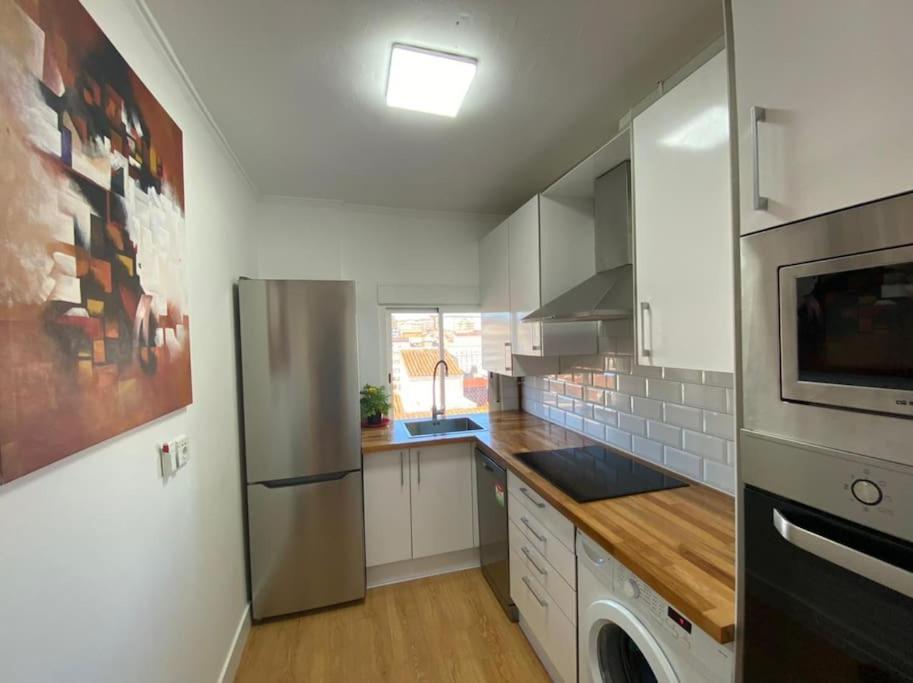 Apartamento Centrico-Parking Gratuito-Wifi Santander Luaran gambar